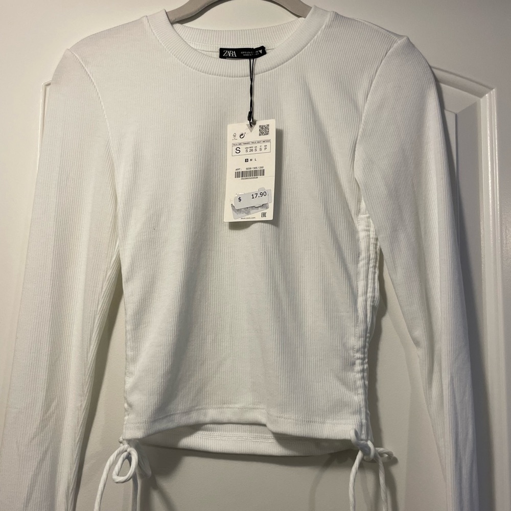 NEVER WORN, TAGS ON ZARA TOP